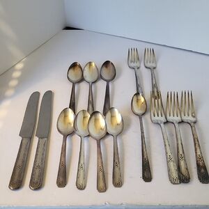 1932 Friendship Medality By Oneida Community Tudor Plate 15pc